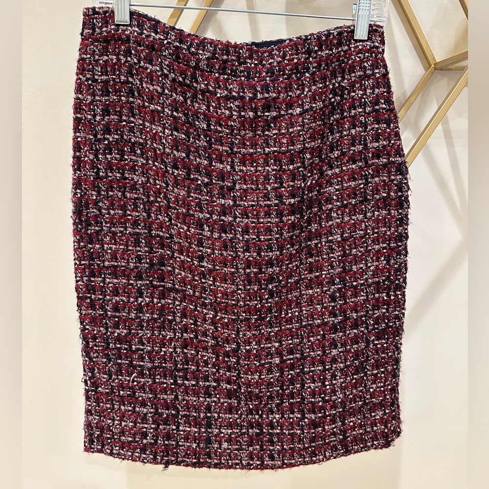 J. Crew Number 2 Pencil Skirt size 2. Holiday tweed.